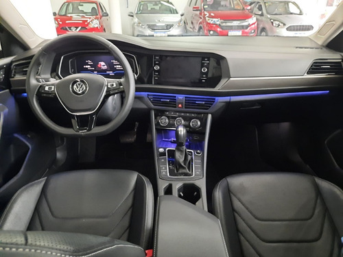 Imagen 21 de 25 de Volkswagen Vento Highline 250 Tsi At 2021 Azul 32.500kms U/m