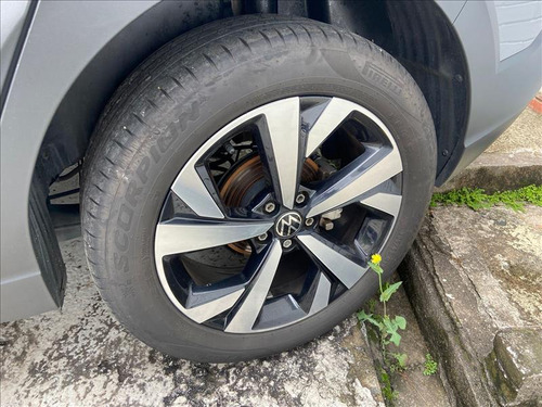Volkswagen Nivus 1.0 200 Tsi Highline Automatico
