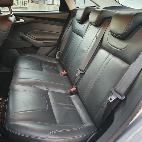 Ford Focus Sedan Se