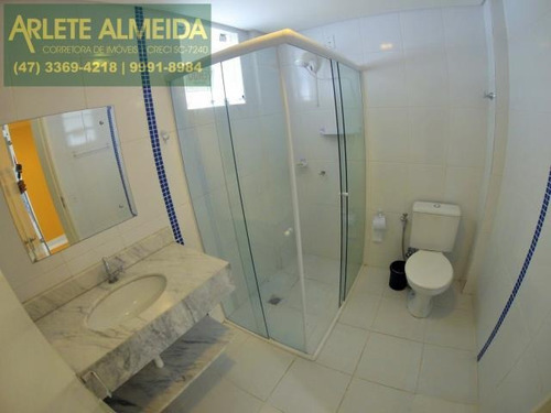 Imagem 13 de 15 de Apartamento No Bairro Bombas Em Bombinhas Sc - 790