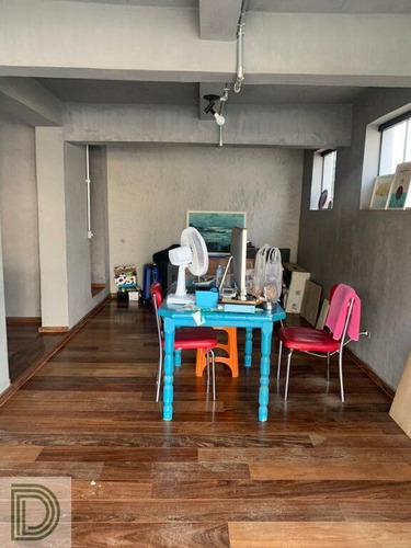 Imagem 2 de 15 de Vende-se Sobrado, Muito Bem Localizado, Está Sendo Reformado. - Di27012