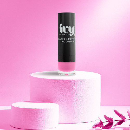Labial Satinado Ivy Con Colageno Y Vitamina E Preppy Pink