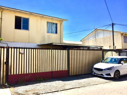 Casa En Venta De 3 Dorm. En Puente Alto