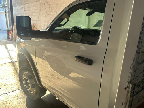 Ram 4000 Chasis Plano Largo Pl Con A/a, Modelo 2022