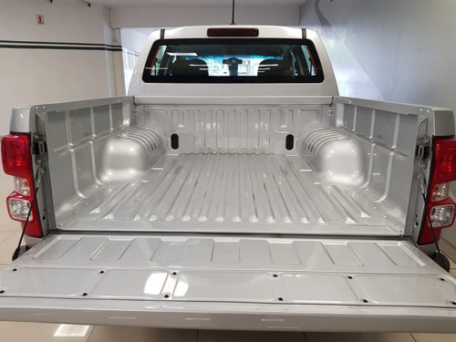 Imagen 20 de 25 de Chevrolet S10 Doble Cabina Lt 4x4 At 0km