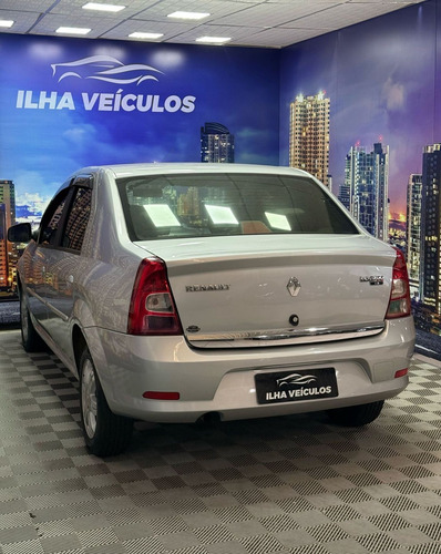 Renault Logan Expression Hi-Flex 1.6 8V 4p