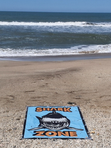 Imagen 2 de 4 de Lona Playera Impermeable Grande 1,4*1,9 C/presillas C/envio