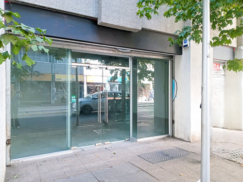 Local Comercial En Rosas 1173 L101 Con Calle Morandé