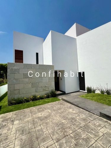 Casa En Venta En Bosque Esmeralda