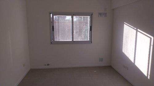 Alquilo Departamento Profecional