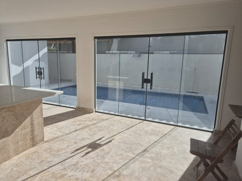 Casa Com 3 Quartos Suites À Venda, 200 M² Por R$ 1.590.000 - Cotia/sp