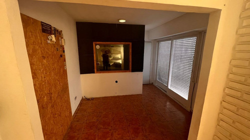 Imagen 11 de 29 de Local - Flores - Salon Multiuso Con Patio Y Terraza -