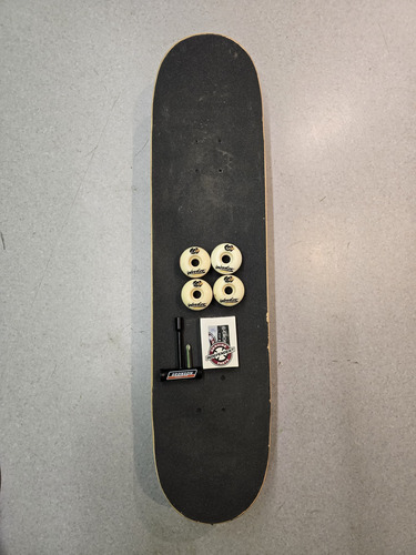 Skate Woodoo - Sandro Amarillas (Usado)