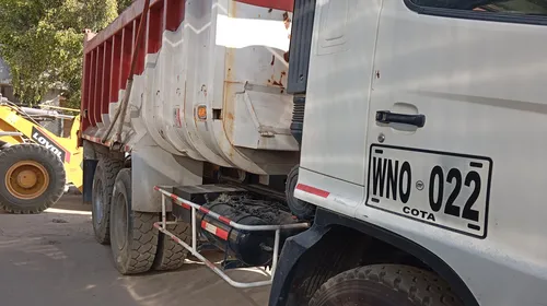 Hino, Dobletroque