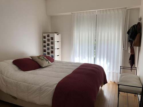 Impecable Departamento De 3 Ambientes Con Cochera Y Baulera