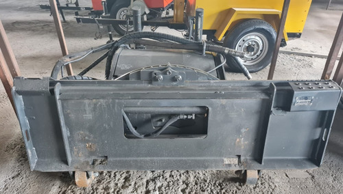 Fresadora De Asfalto, Implemento Bobcat 60cm Semi Nova 2017