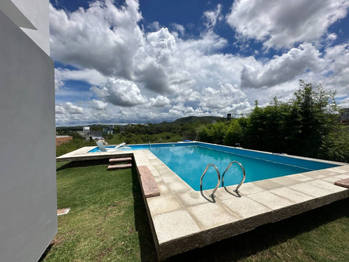 Venta Casa Country Tierralta 3 Dorm Pileta