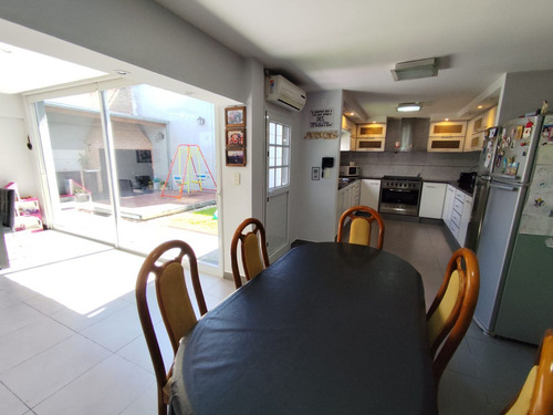 Casa Venta 6 Amb El Palomar Pileta Parrilla Cocher