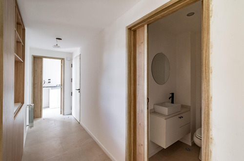 Venta Piso 4 Ambientes Con Balcon Aterrazado, Villa Ortuzar