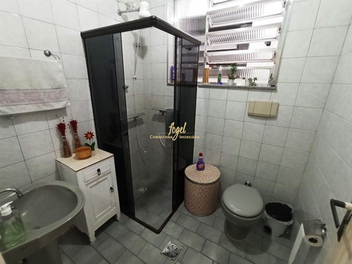 Imagem 6 de 14 de Santa Catarina / Jf - Apto Tipo Casa - 2/4 Ótimo Tamanho - Excelente Localização - Área Externa - Cs2203v5
