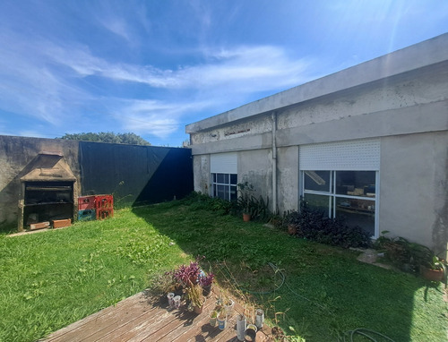 Venta Casa En Quilmes,apto Credito Lote 346m2+local Al Frente+depto. De 3 Amb. A Terminar