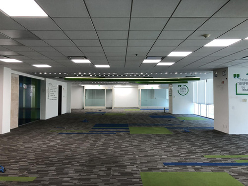 Oficina En Renta - Torre Esmeralda Iii Piso 8 - 2018 M2