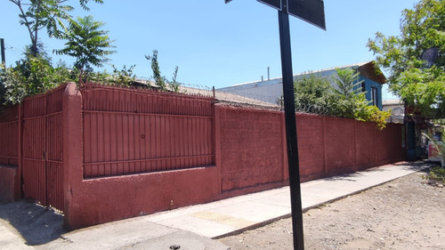 Casa Av Rojas Magallanes 717, Plaza Lircay