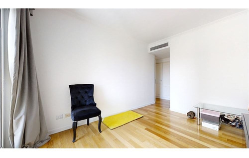 Venta 3 Amb C/dep Y Cochera Chateau Puerto Madero