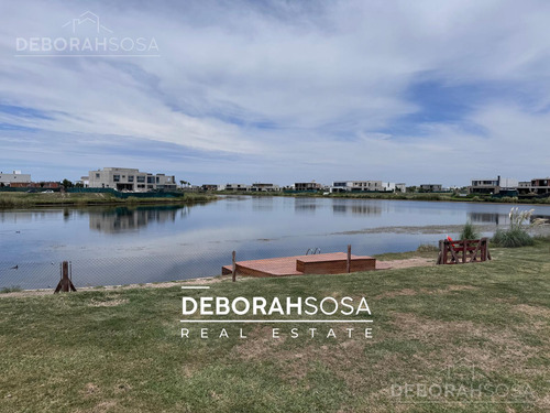 Casa En Venta 5 Amb Con Pileta - Puertos Escobar