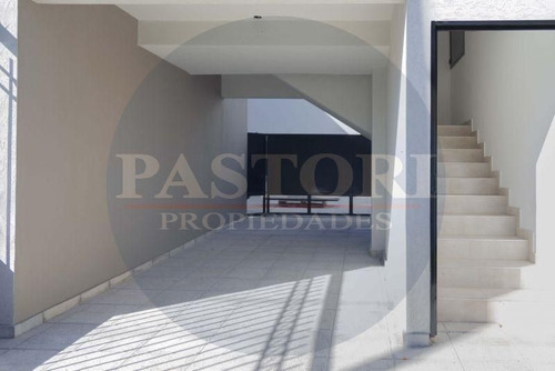 Imagen 2 de 17 de Excel. Duplex 3 Amb A Estrenar, Patio Cochera!