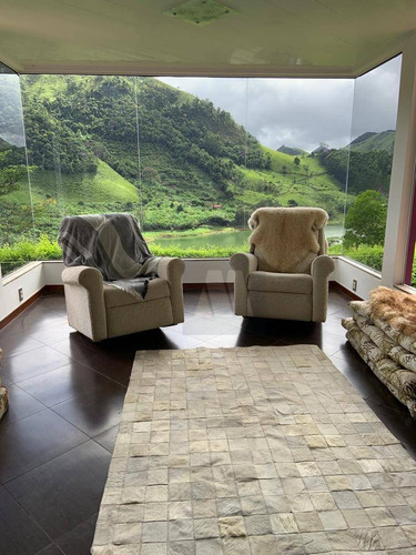 Chácara Com 5 Dormitórios À Venda, 181500 M² Por R$ 1.300.000,00 - Zona Rural - Macaé/rj - Ch0001