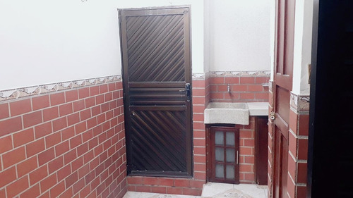 Imagen 14 de 17 de Casa En Arriendo En Barranquilla Villa Country