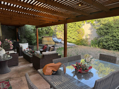 Casa Condominio Pie Andino / La Dehesa