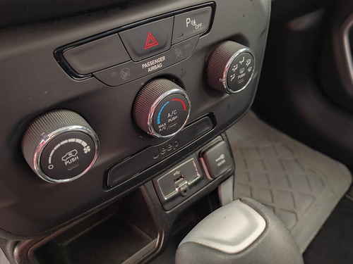 Jeep Renegade 1.8 Sport 4x2 At