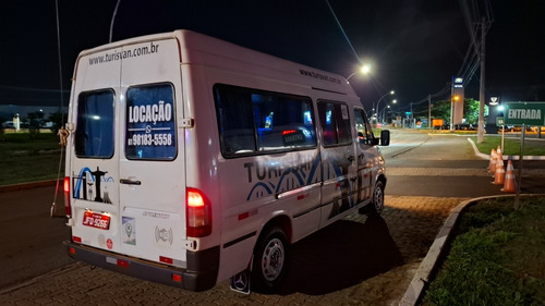 Aluguel Van Brasília Com Condutor 15 Ocupantes + Bagagens