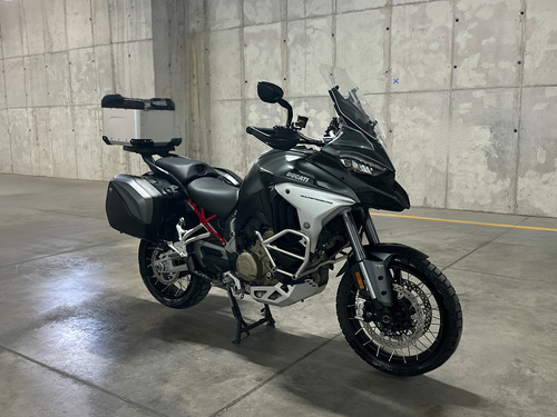 Ducati Multistrada V4 S 1200cc 14,000 Km Año:2022