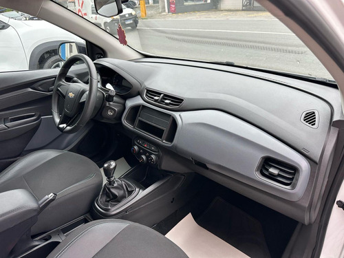 Chevrolet Onix Joy Hatch 1.0 8v Flex 5p Mec.