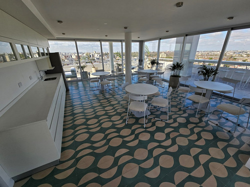 Departamento 2 Ambientes Con Cochera En Venta En Santos Lugares