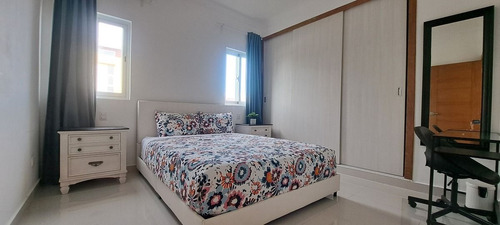Alquiler Amplia Casa 3 Habitaciones En Vista Cana Bavaro Punta Cana