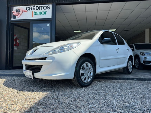 Peugeot 207 1.4 Active 75cv