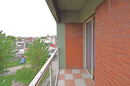 Venta Depto 4 Ambientes Balcón En Parque Chacabuco