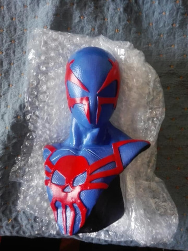 Busto Marvel Spiderman 2099 Miguel O'hara Casi 20cm