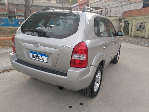 Imagem 7 de 15 de Hyundai Tucson Gl, 4x2, 2.0, 16v.