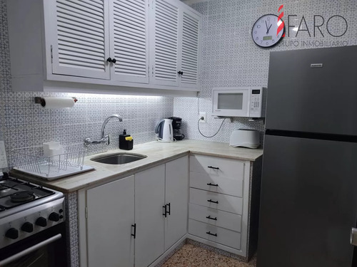 Encantador Apartamento En Arcobaleno, 2 Dormitorios Con Acciones De Piscina, Cochera Y Baulera. Consultenos!