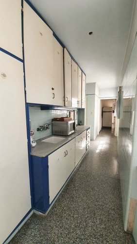 Imagen 23 de 23 de Excelente Apartamento,1por Piso,de 205 Mts Propios,esquina.