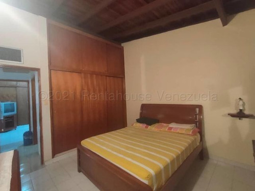 Imagen 13 de 15 de Townhouse En Venta Valle Lindo Turmero Cod 22-13404