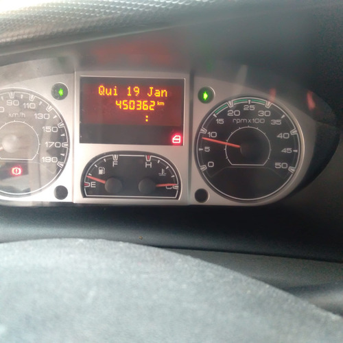 Iveco Daily 35s14 2014 Baú Com Plataforma Traseira Revisada