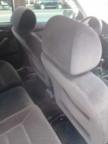 Volkswagen Golf 1.6 Comfortline Año 2006