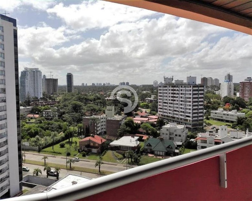 Apartamento A La Venta En Punta Del Este- Ref: 3135
