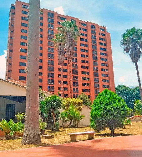 Cgi+ Lecheria Vende Apartamento En El Conjunto Residencial La Hacienda Humboldt, Sector Valle Abajo